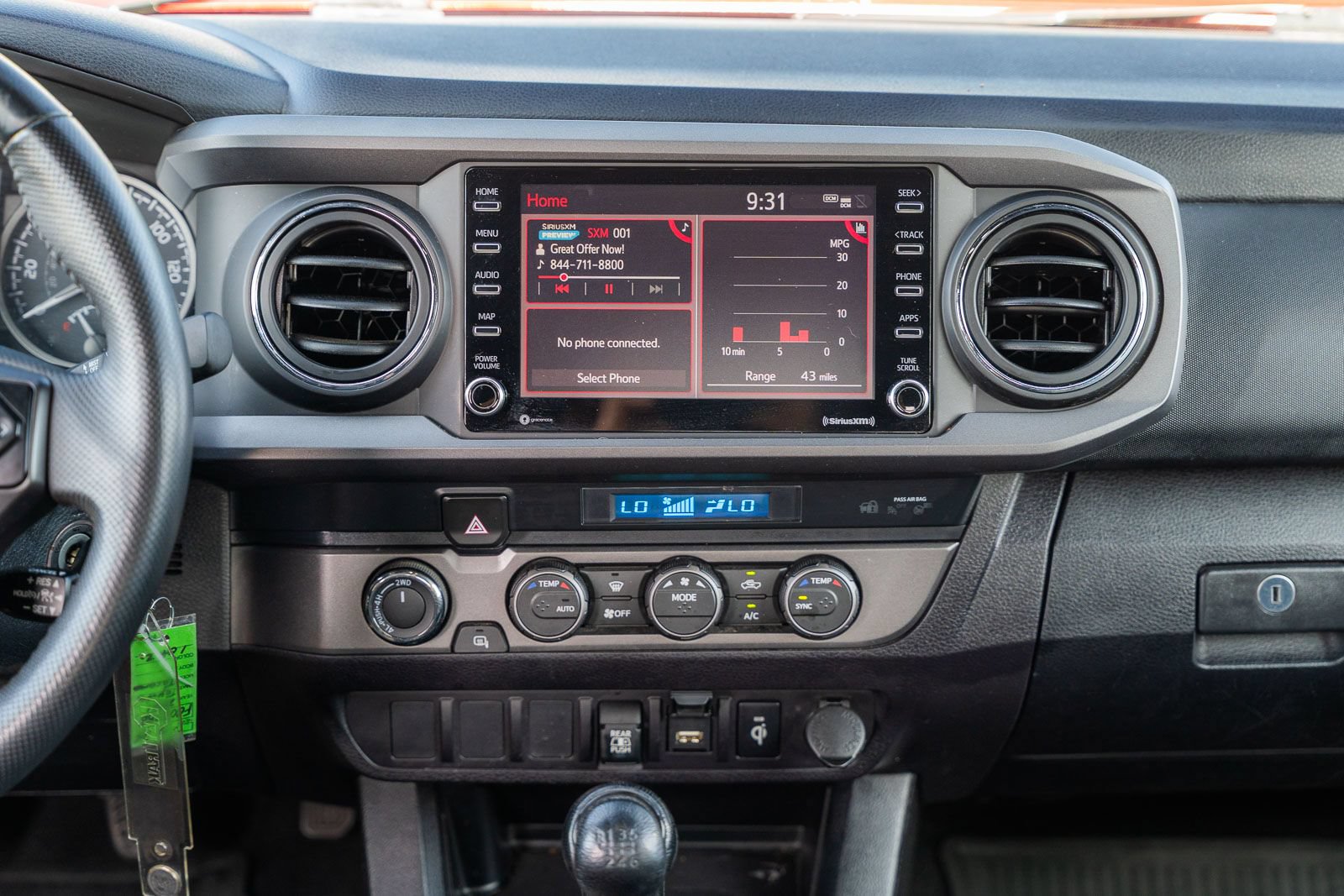 Used 2021 Toyota Tacoma TRD Off-Road AWD/4WD image 30