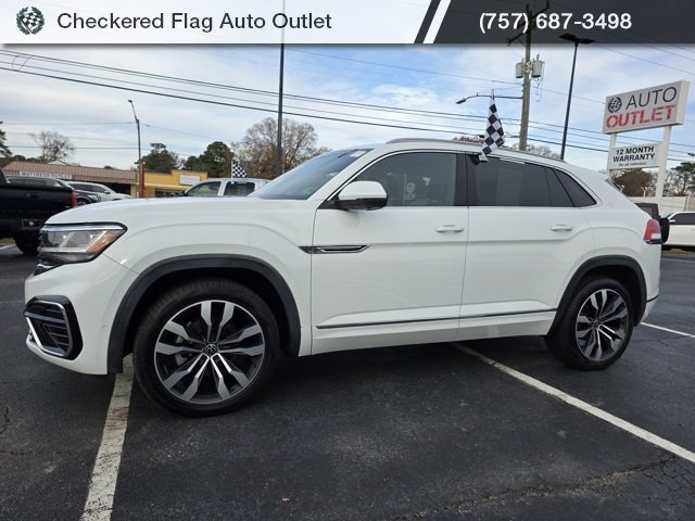 Used 2021 Volkswagen Atlas Cross Sport SEL Premium image 2