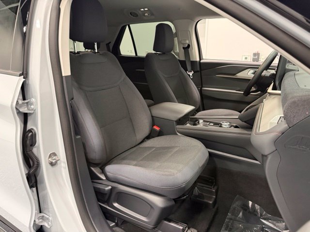 New 2026 Ford Explorer Active RWD image 30