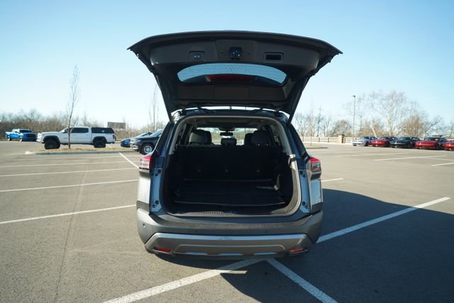 Used 2023 Nissan Rogue SL image 18