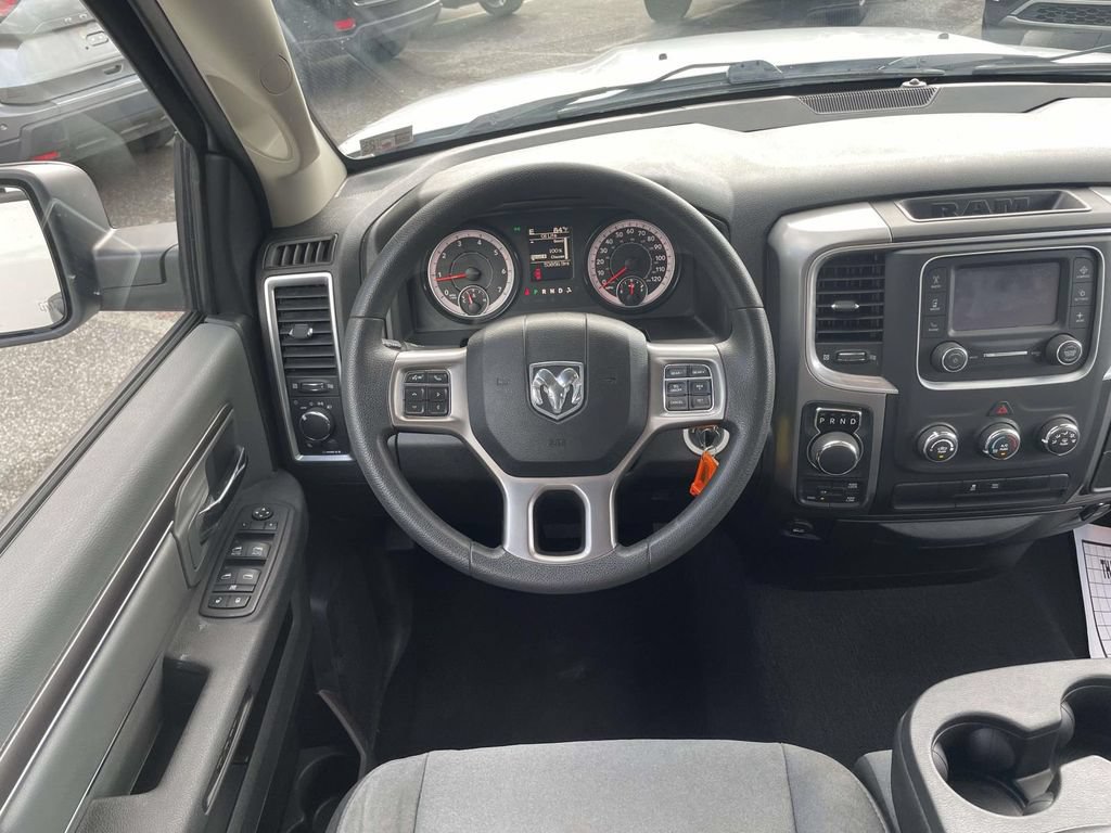 Used 2024 RAM 1500 Classic SLT AWD/4WD image 14