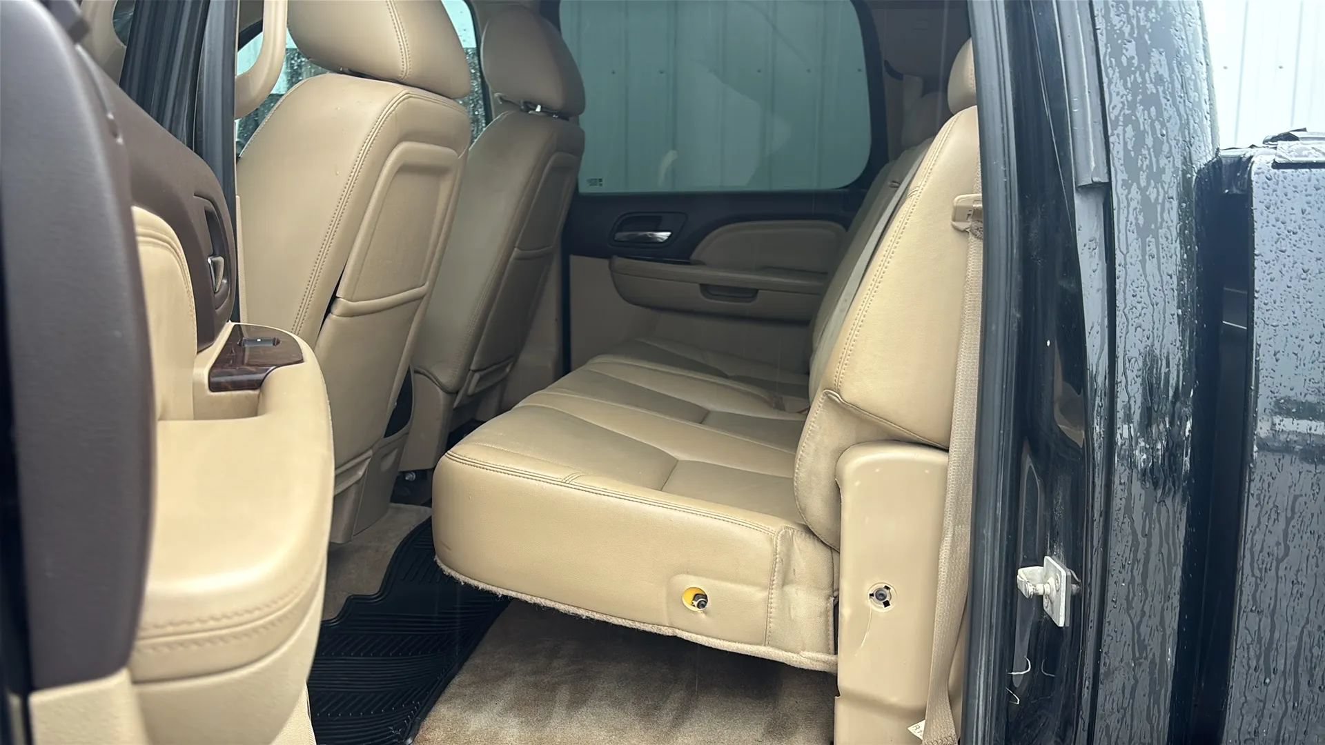 Used 2013 GMC Sierra 2500 Denali w/ Suspension Package, Off-Road AWD/4WD image 16