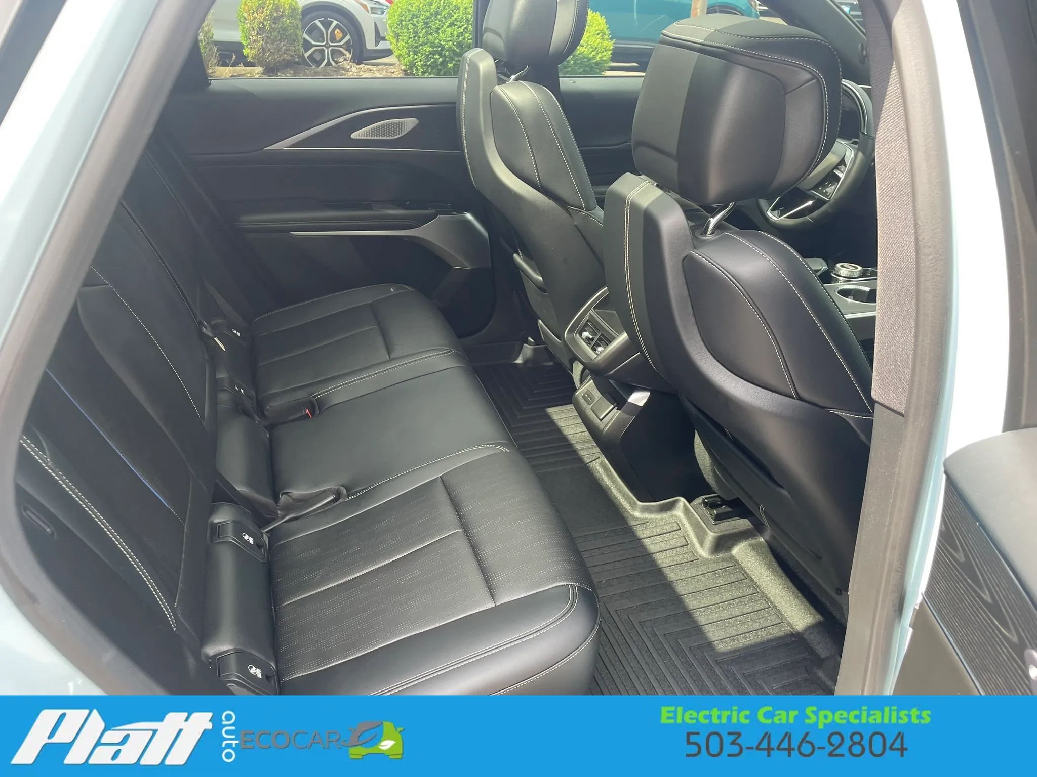 Used 2024 Cadillac Lyriq Sport AWD/4WD image 52