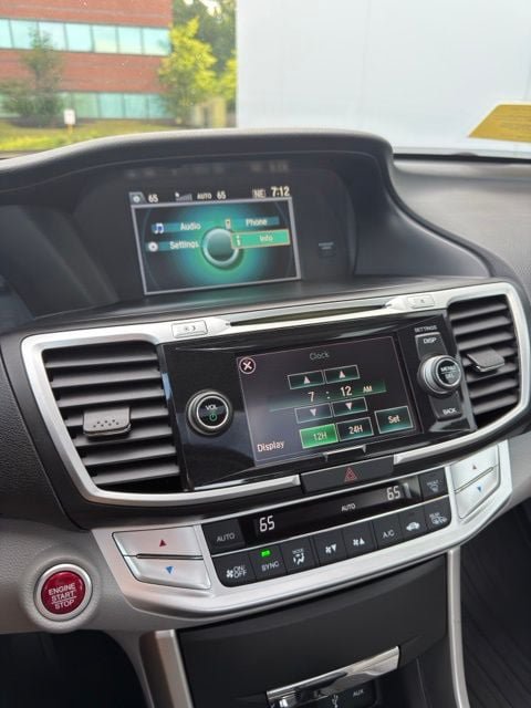 Used 2015 Honda Accord EX-L image 12