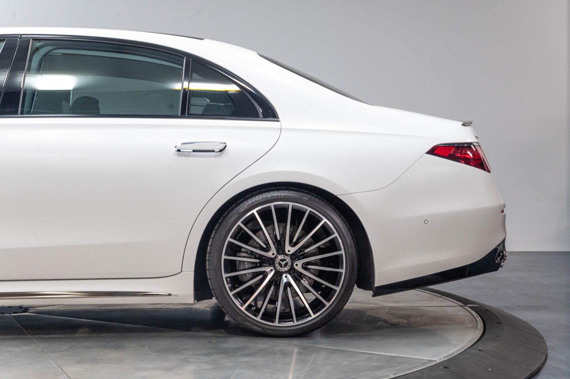 Used 2024 Mercedes-Benz S 580 4MATIC Sedan image 50