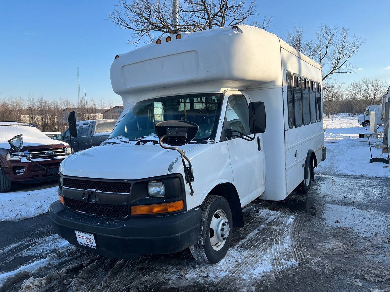 Used 2006 Chevrolet Express 3500 w/ School Bus Package RWD image 1