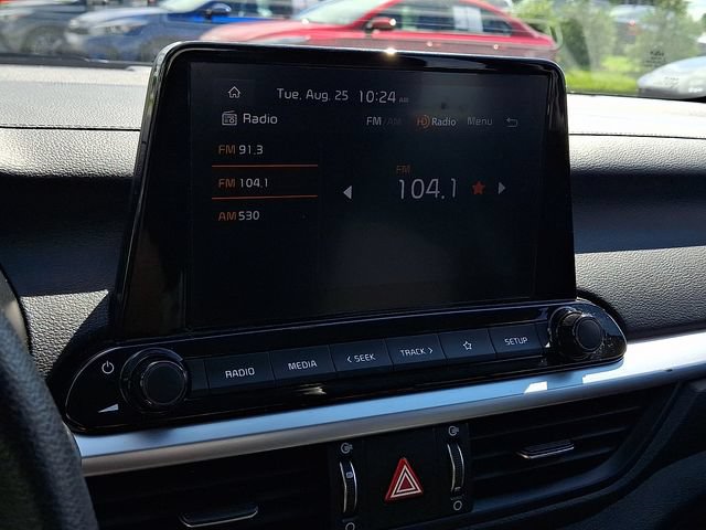 Used 2024 Kia Forte LXS w/ LXS Technology Package FWD image 16