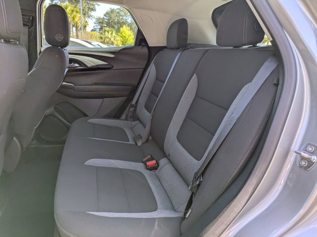 Used 2023 Chevrolet TrailBlazer LS image 13