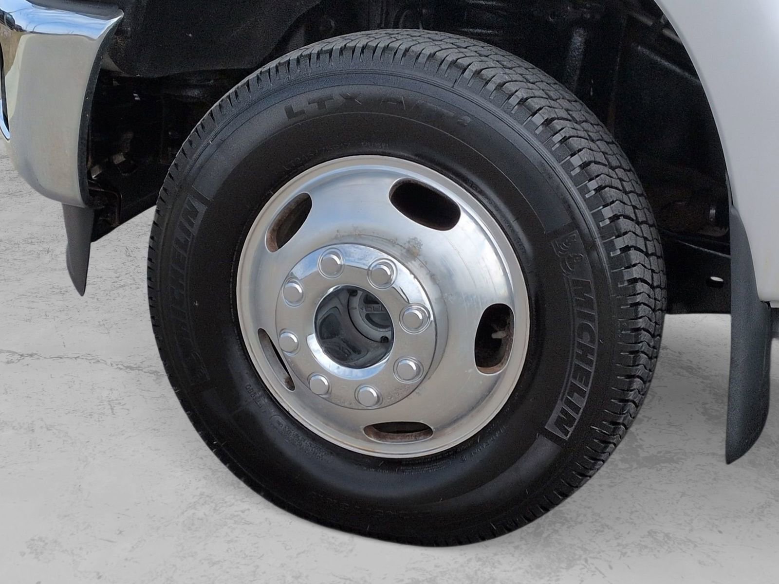 Used 2014 Ford F350 Lariat w/ Lariat Ultimate Package image 17