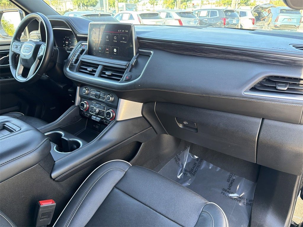Used 2023 GMC Yukon SLT image 35