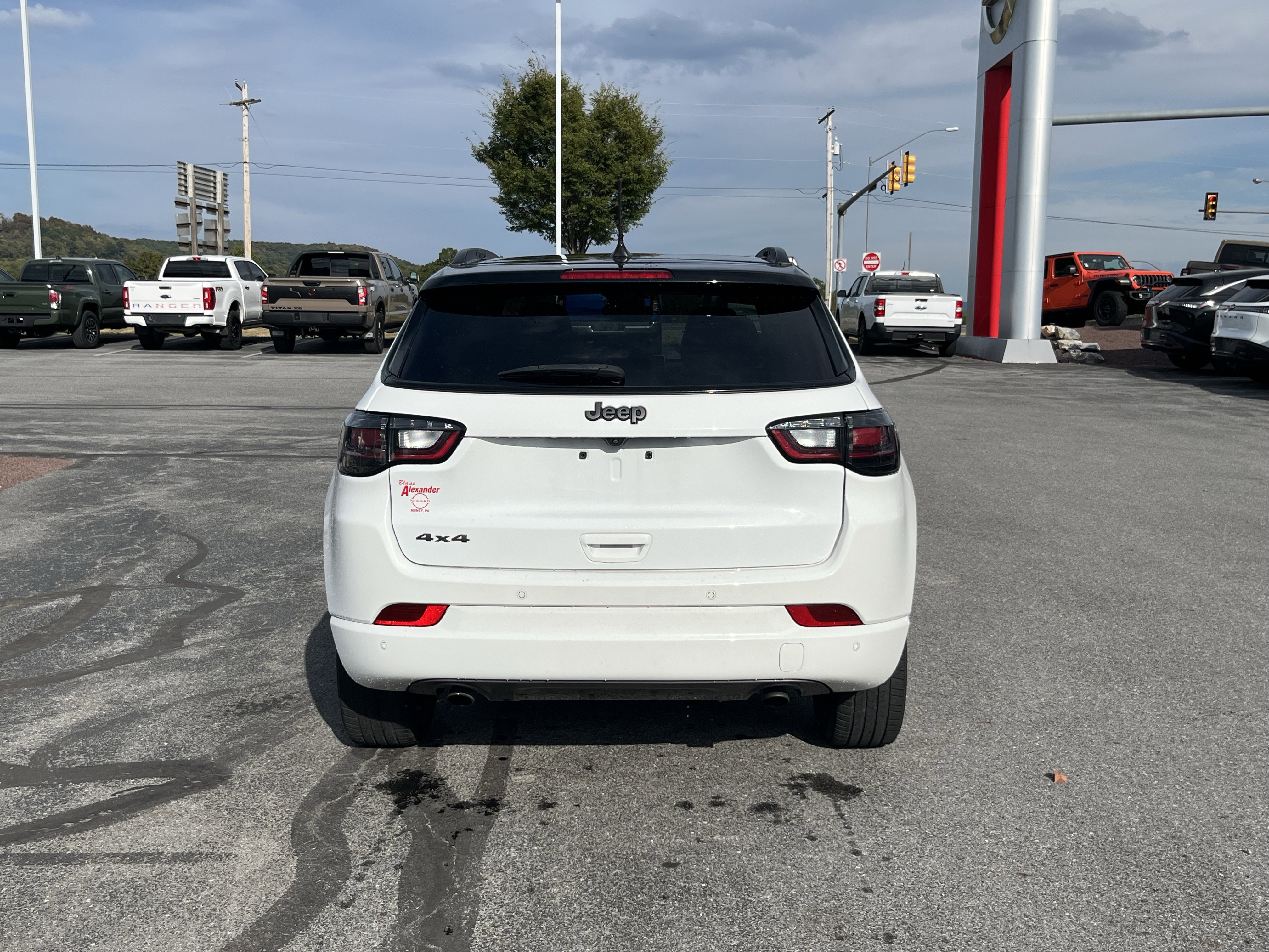 Used 2023 Jeep Compass High Altitude image 4