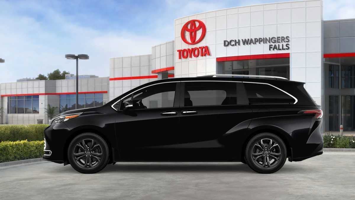 New 2026 Toyota Sienna Platinum AWD/4WD image 28