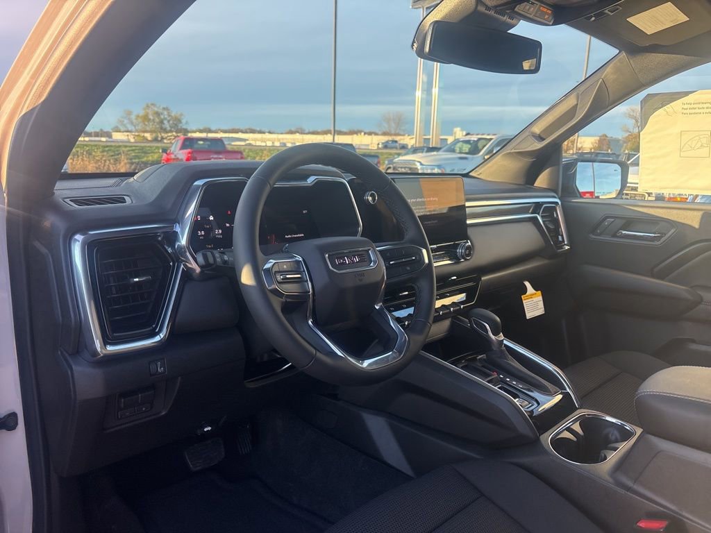 New 2026 GMC Canyon Elevation w/ Convenience Package RWD image 8