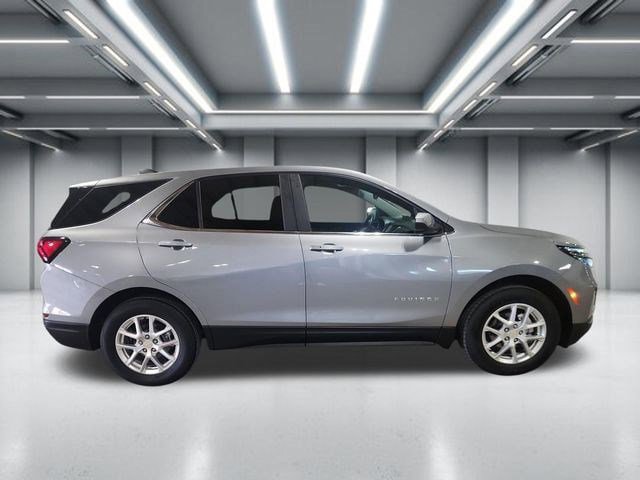 Used 2024 Chevrolet Equinox LT AWD/4WD image 1