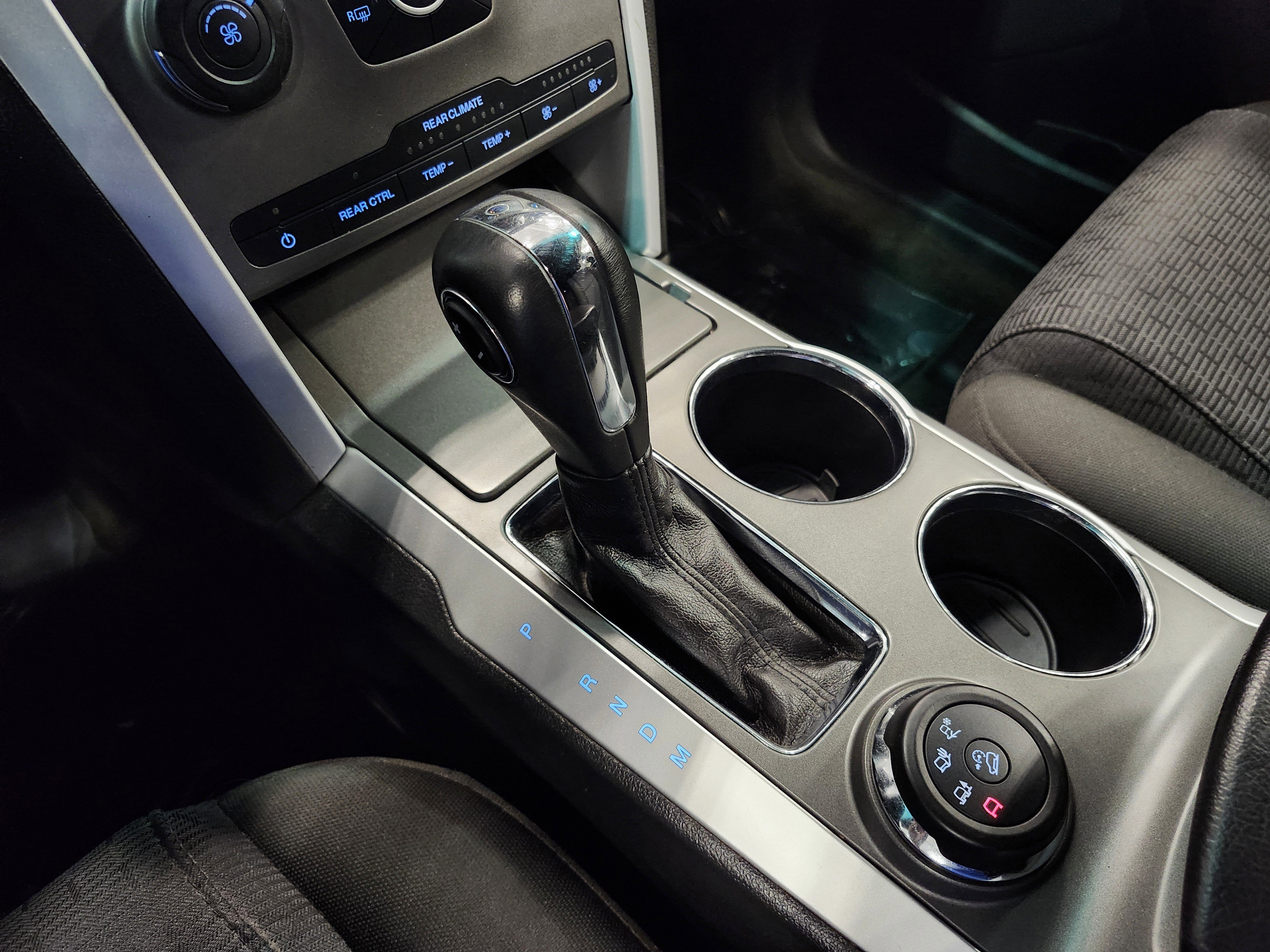 Used 2014 Ford Explorer XLT image 9