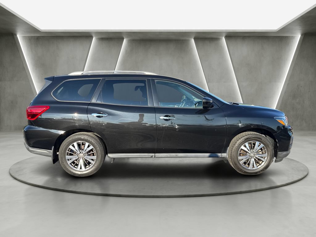 Used 2019 Nissan Pathfinder S AWD/4WD image 8