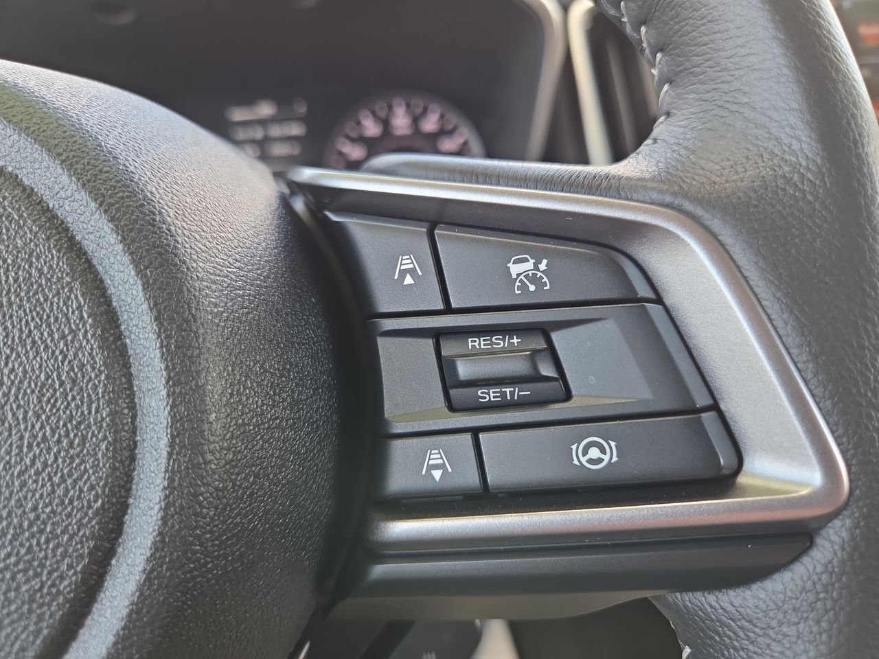 Certified 2025 Subaru Ascent Limited AWD/4WD image 34