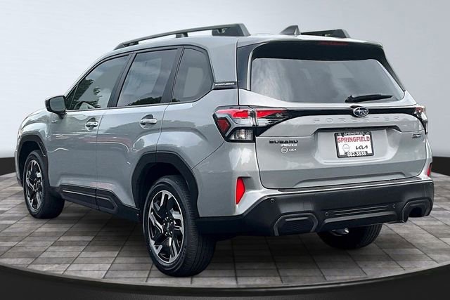Used 2025 Subaru Forester Limited AWD/4WD image 4