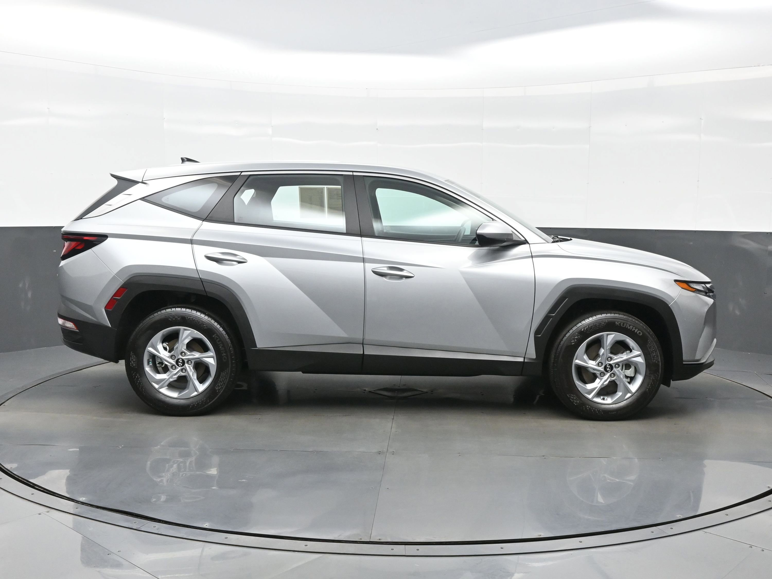 Used 2023 Hyundai Tucson SE AWD/4WD image 7