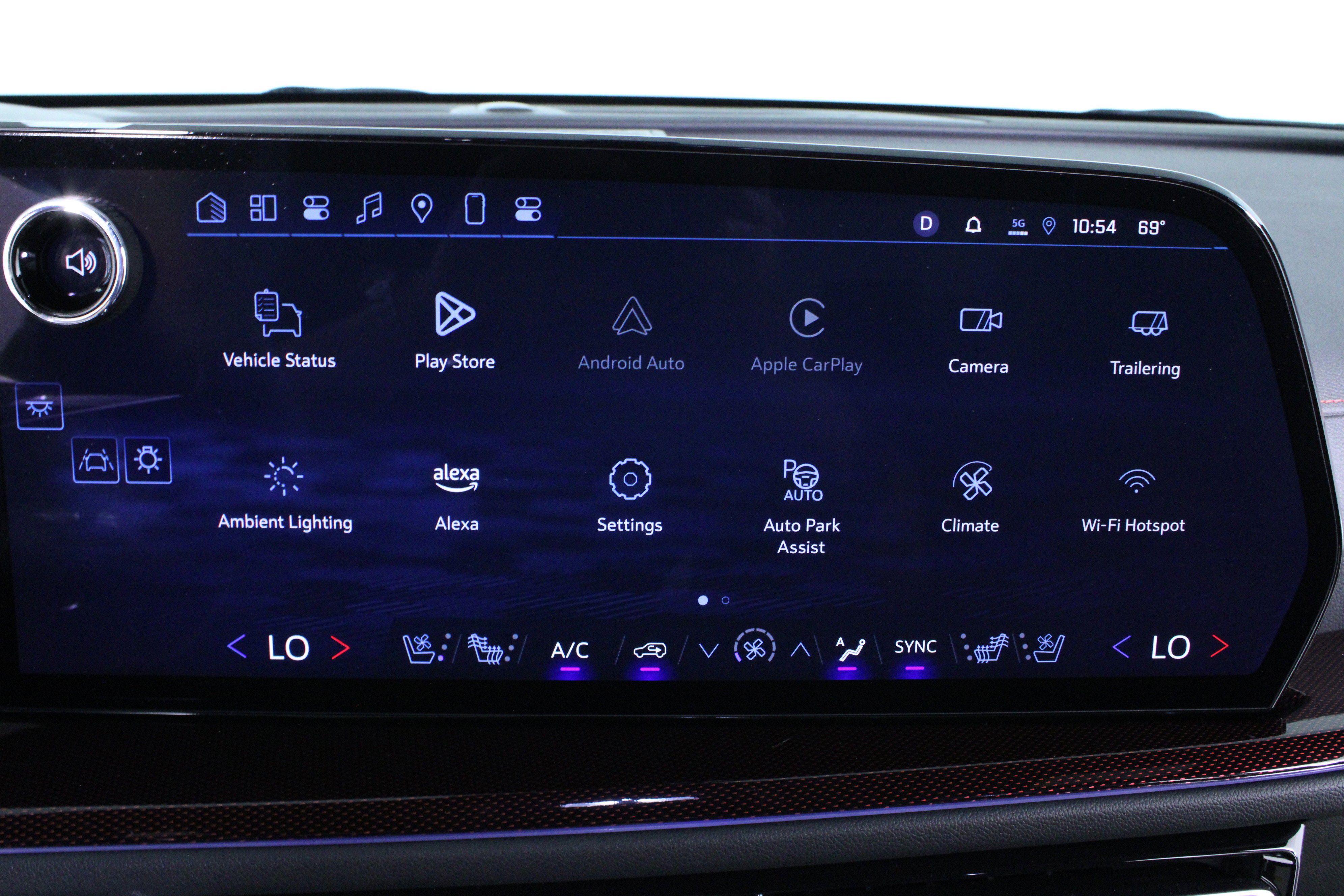 Used 2025 Chevrolet Traverse RS w/ LPO, Floor Liner Package image 29