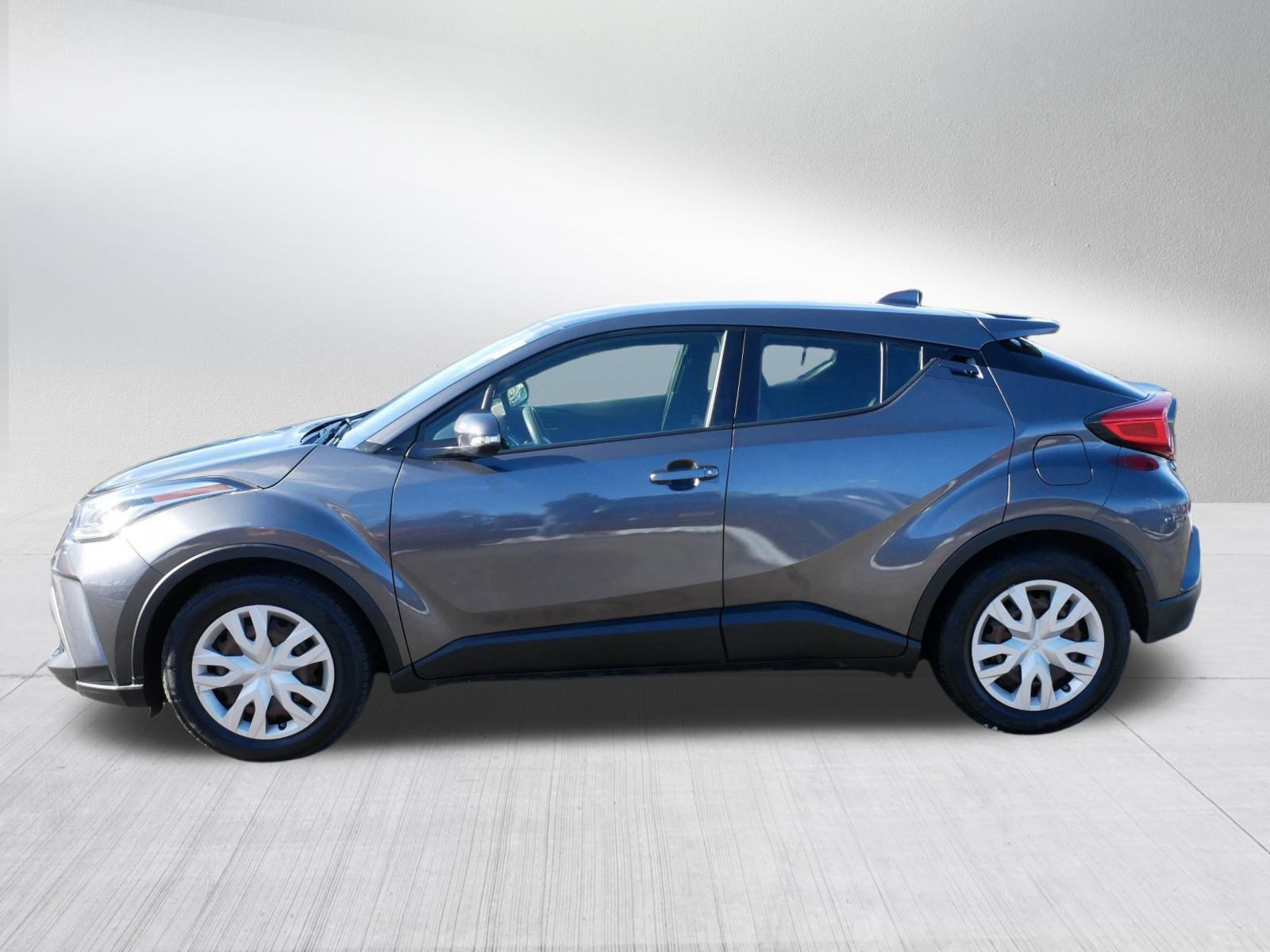 Used 2021 Toyota C-HR LE image 4
