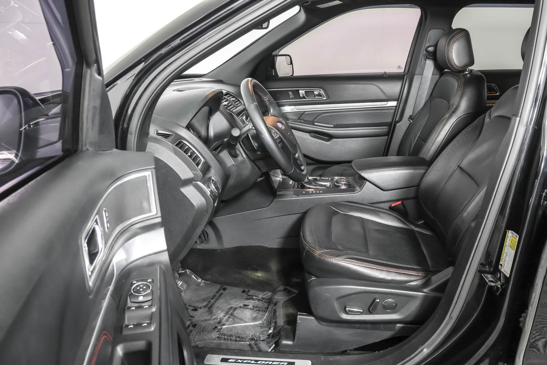 Used 2017 Ford Explorer Sport AWD/4WD image 6