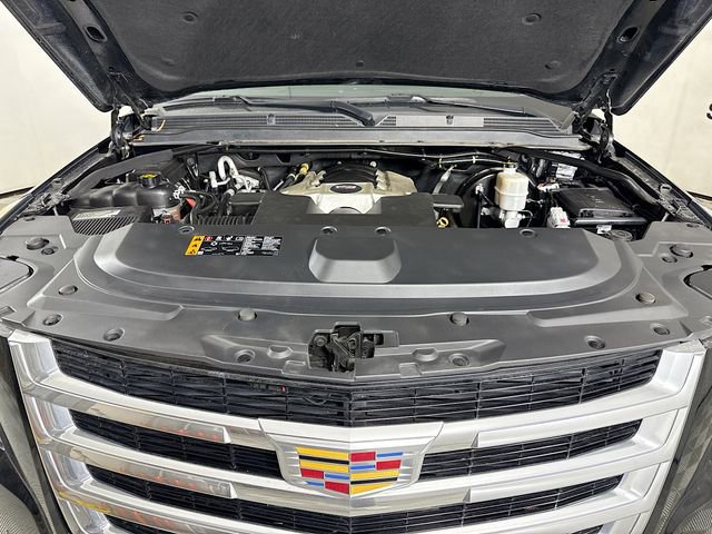 Used 2019 Cadillac Escalade Premium Luxury image 36