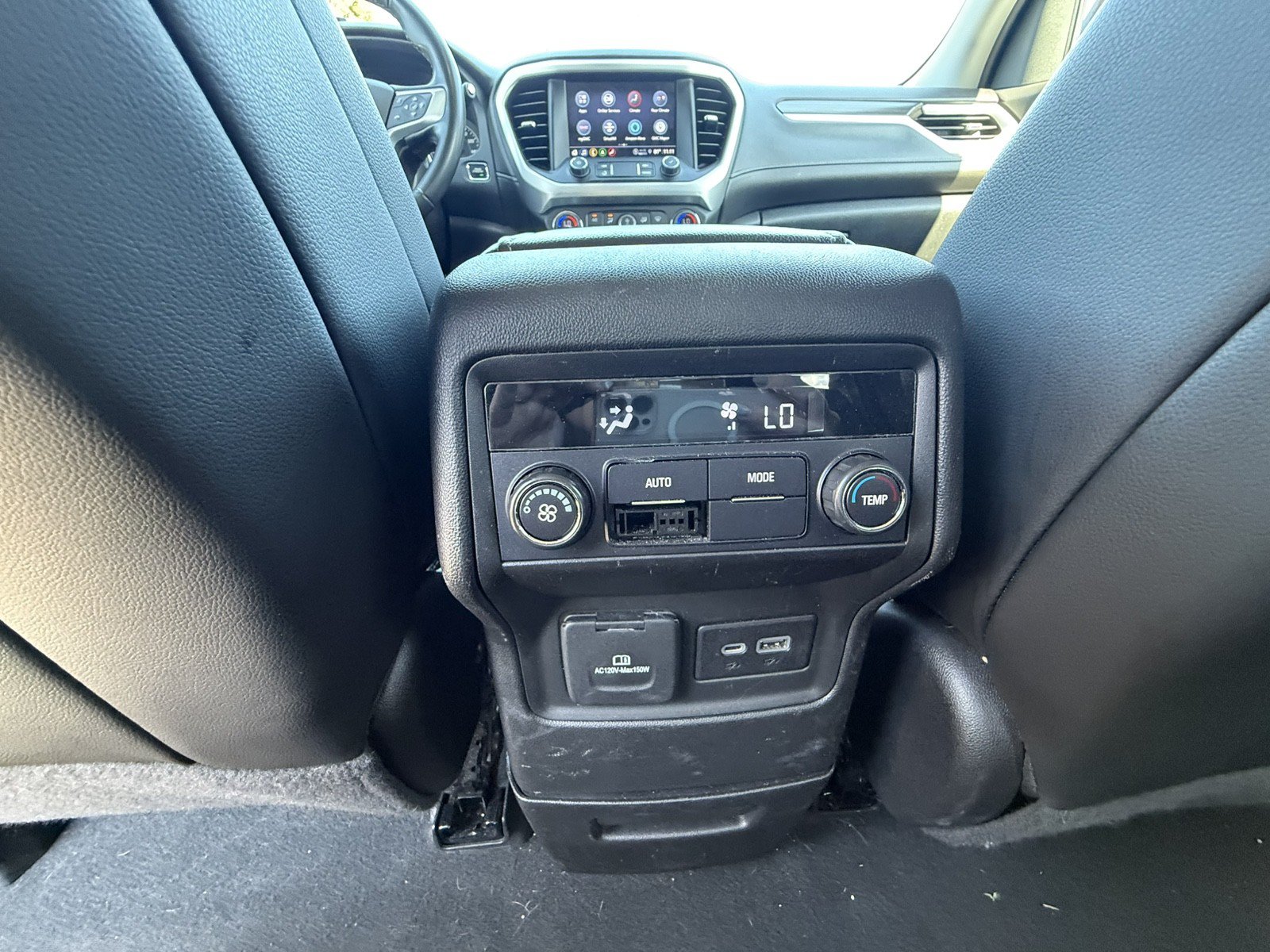 Used 2023 GMC Acadia SLT AWD/4WD image 25