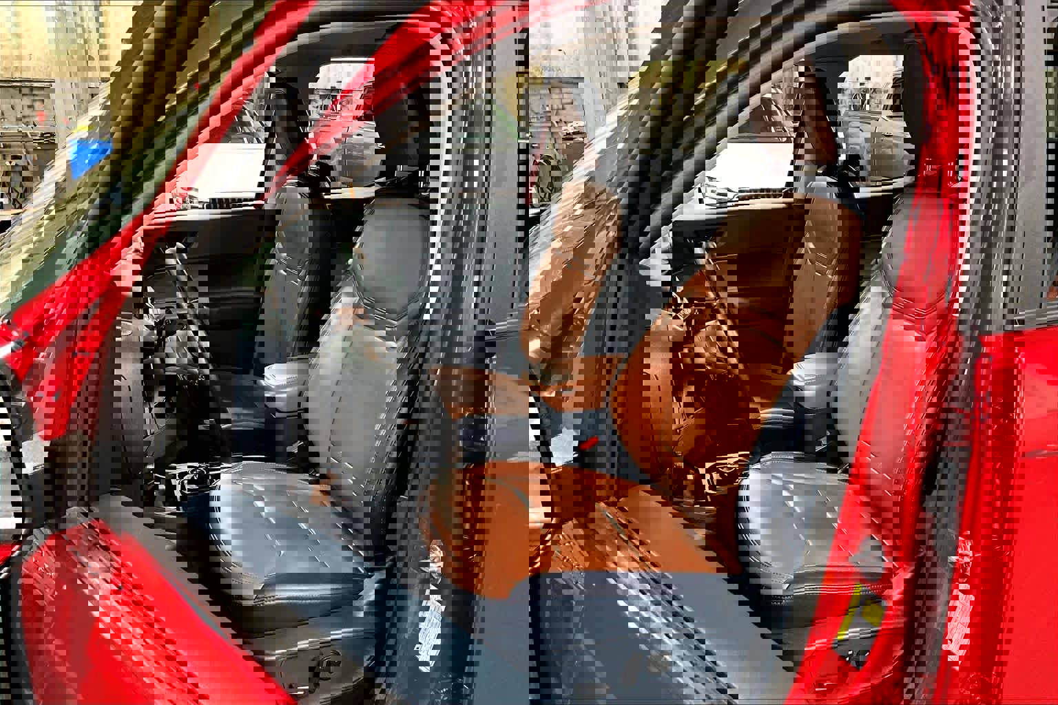 Used 2022 Ford Maverick Lariat w/ Lariat Luxury Package image 7