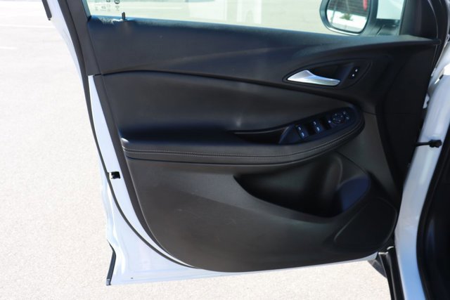 Used 2025 Buick Encore GX Preferred image 9