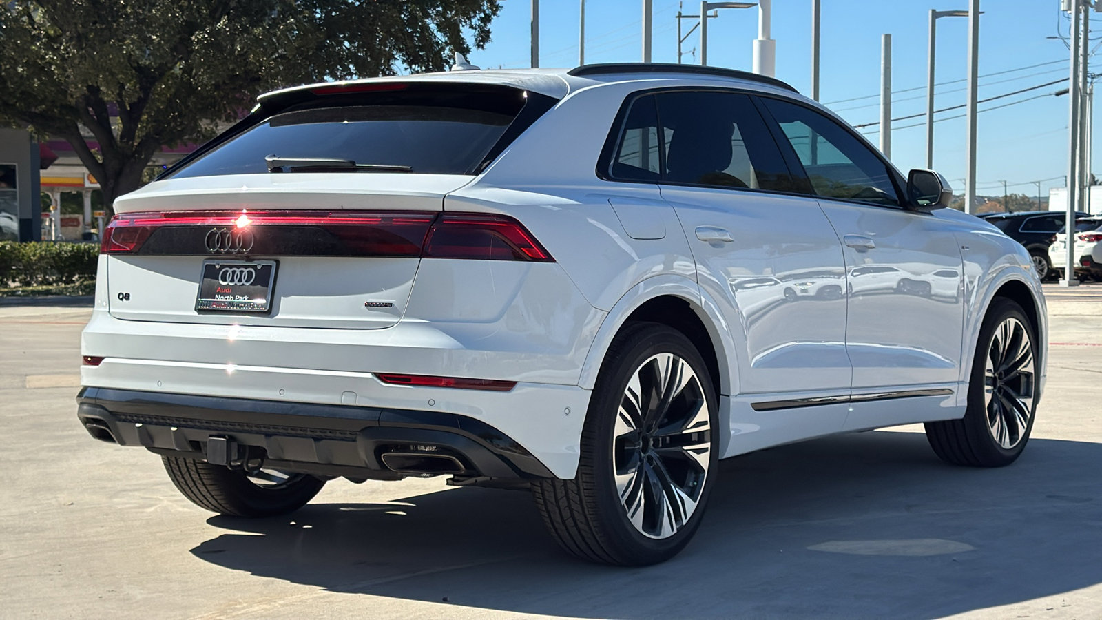 New 2026 Audi Q8 Premium Plus image 7