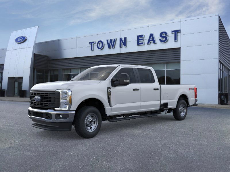 New 2026 Ford F250 XL w/ FX4 Off-Road Package