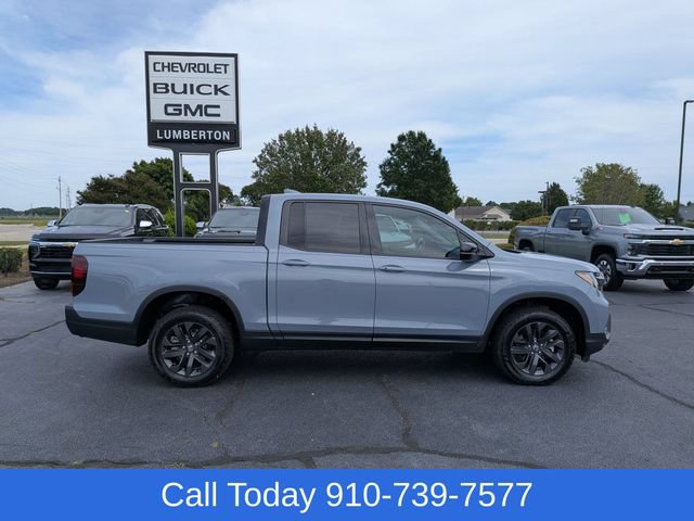 Used 2025 Honda Ridgeline Sport image 2