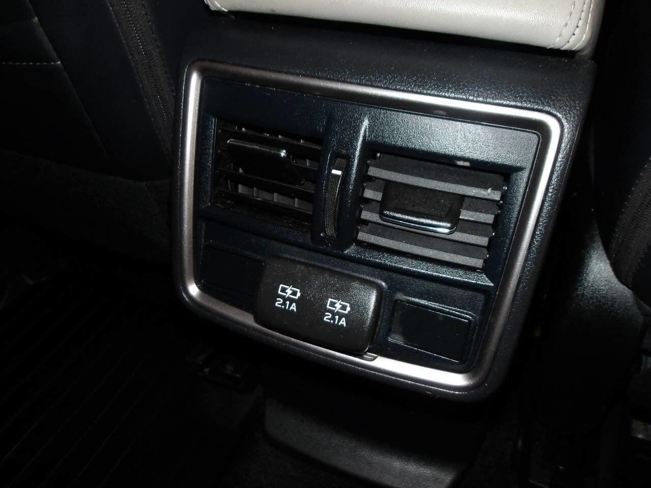 Used 2020 Subaru Forester Limited w/ Popular Package #3 image 31