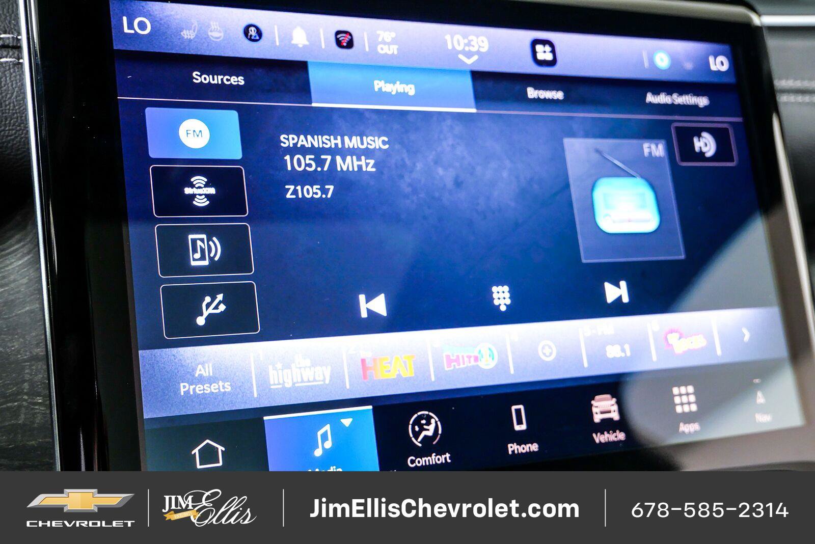 Used 2025 Jeep Grand Cherokee Limited w/ Black Appearance Package RWD image 13