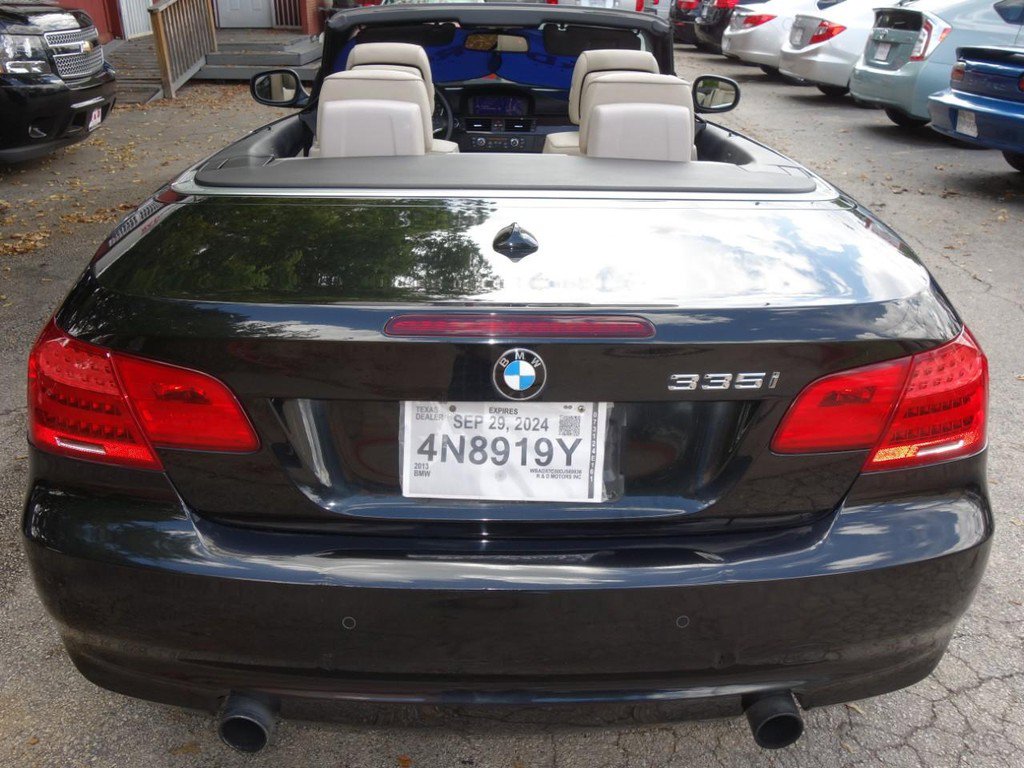 Used 2013 BMW 335i Convertible image 7