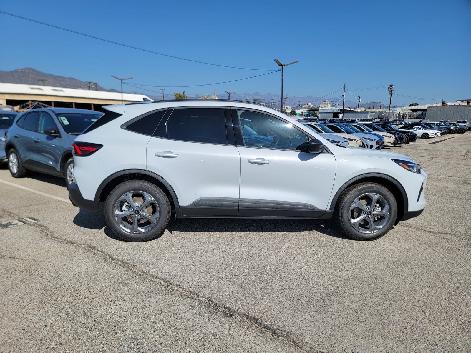 New 2025 Ford Escape ST-Line w/ Tech Pack #1 image 3