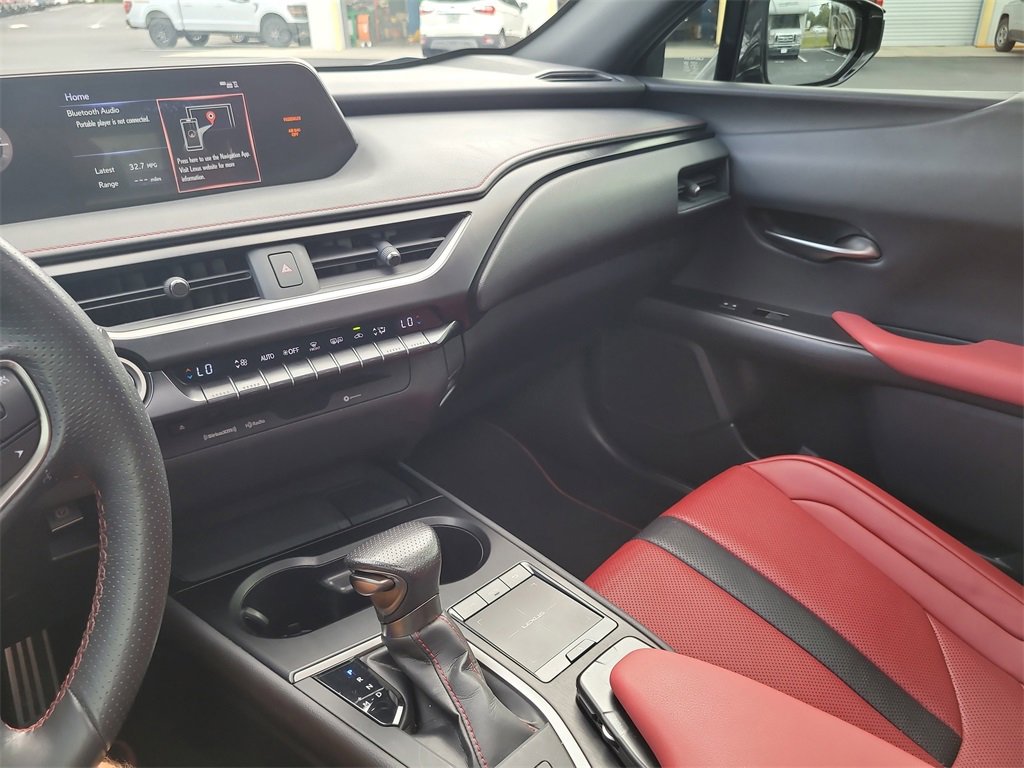 Used 2022 Lexus UX 200 F Sport image 19