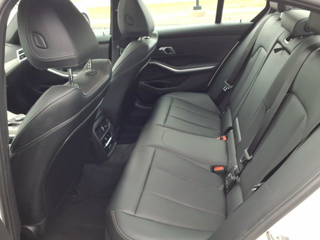 Used 2025 BMW 330i xDrive Sedan AWD/4WD image 28