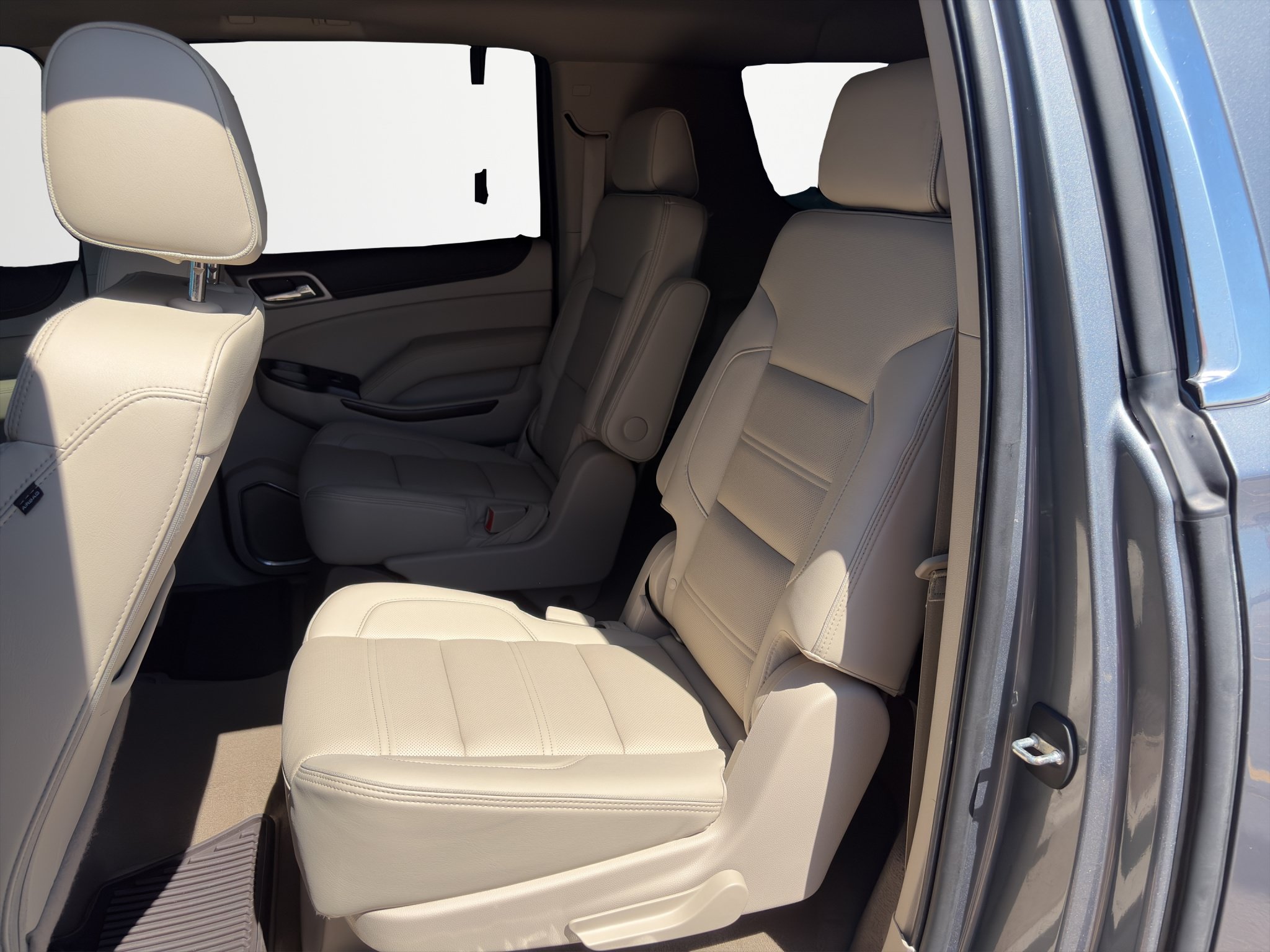 Used 2019 GMC Yukon XL Denali AWD/4WD image 16