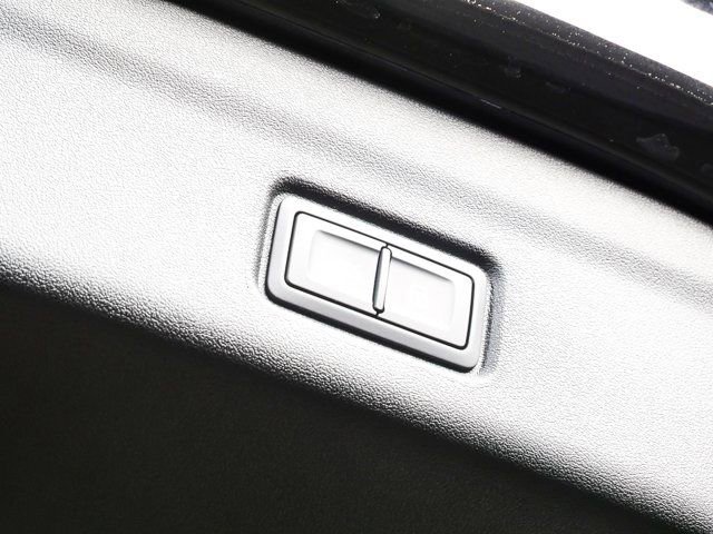 New 2025 Audi Q6 e-tron Premium image 27