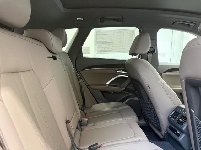 New 2025 Audi Q5 Premium Plus image 4