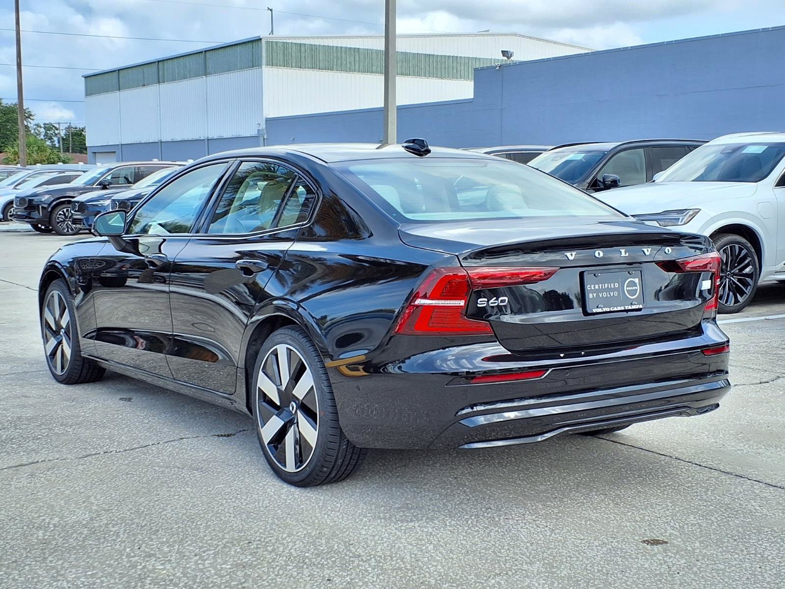 Certified 2024 Volvo S60 T8 Plus w/ Climate Package AWD/4WD image 5