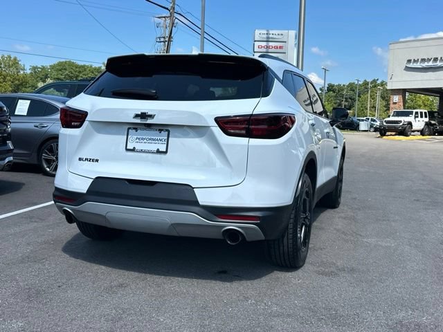 Used 2023 Chevrolet Blazer LT w/ Convenience Package FWD image 16