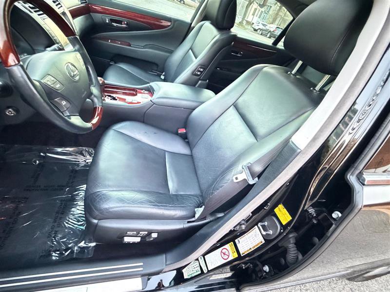 Used 2008 Lexus LS 460 image 34