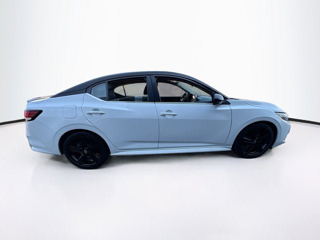 Certified 2023 Nissan Sentra SR w/ Midnight Edition Package FWD image 4