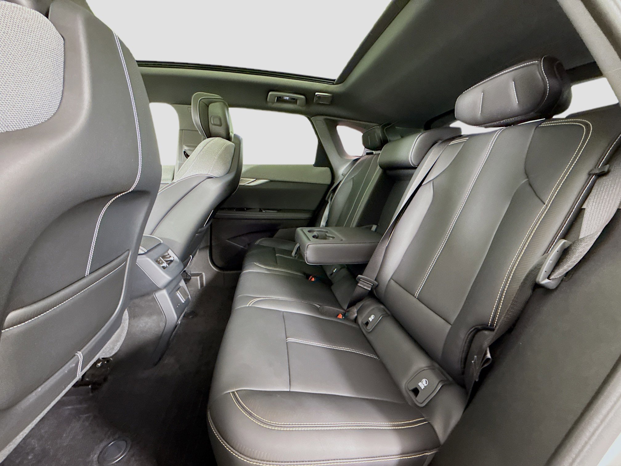 Used 2025 Cadillac Optiq Sport 1 AWD/4WD image 26