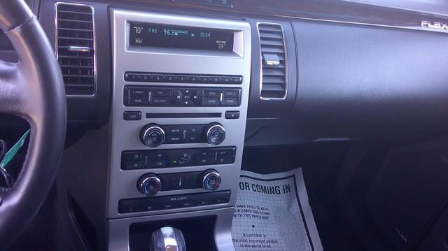 Used 2011 Ford Flex SEL w/ Rapid Spec Order Code FWD image 7