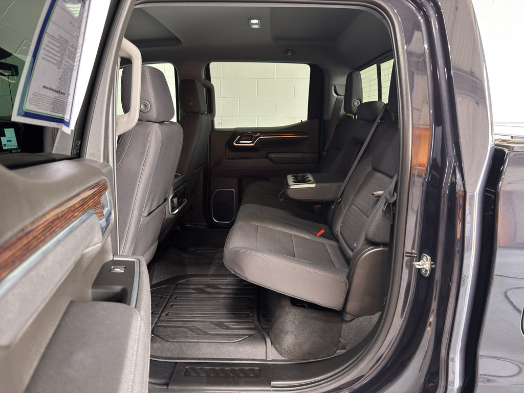 Used 2025 GMC Sierra 1500 Elevation w/ Preferred Package AWD/4WD image 13
