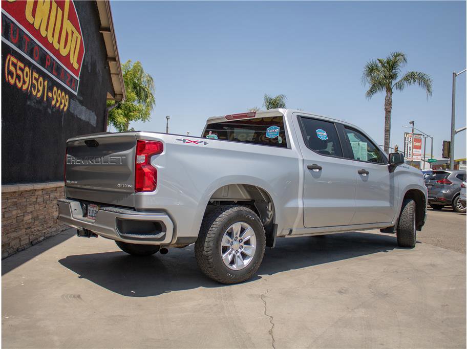 Used 2022 Chevrolet Silverado 1500 Custom image 3